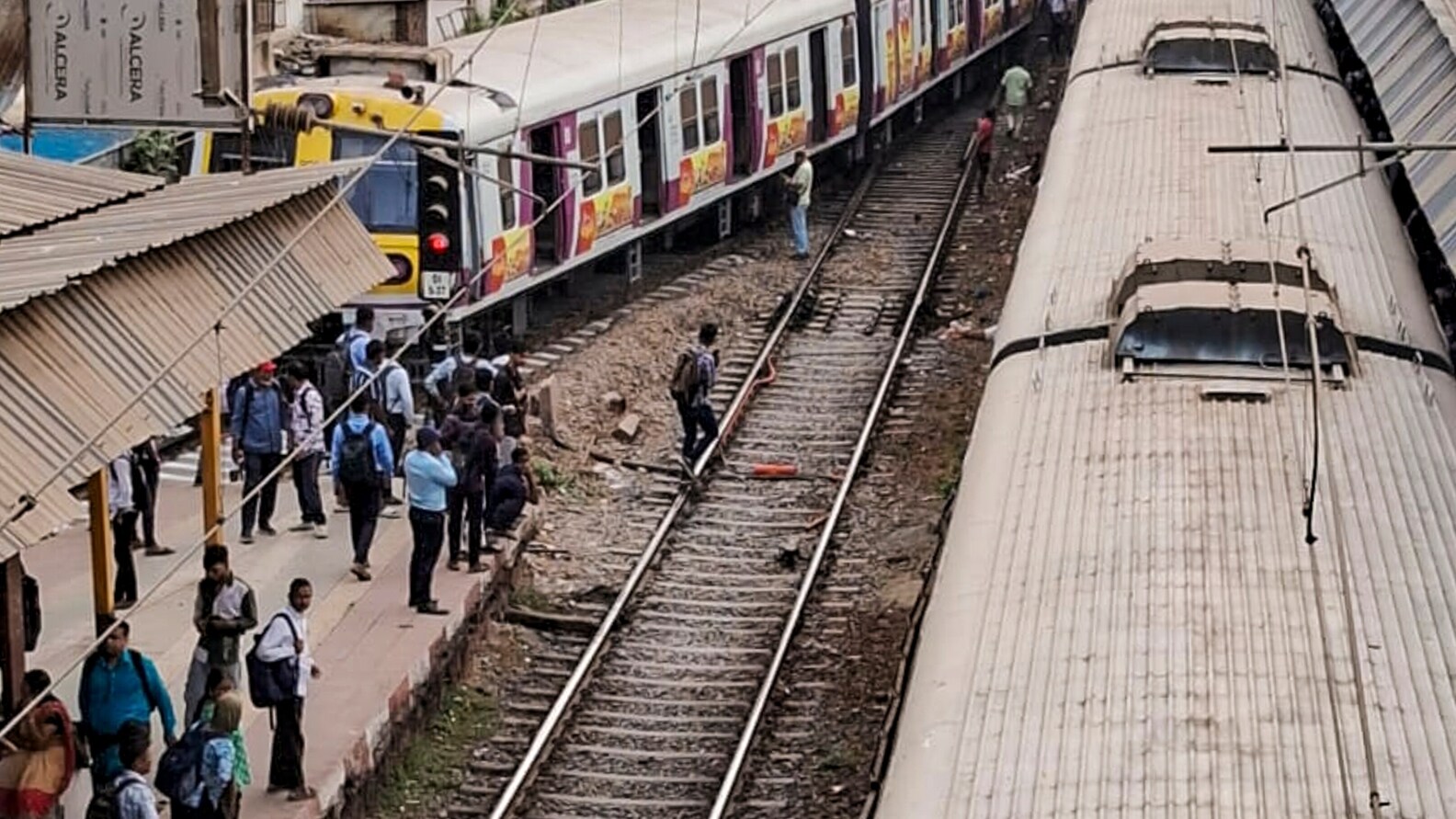 Man stabbed inside Mumbai local train after dispute over seat; 2 held |  Mumbai news