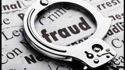 ASI Somnath, who is investigating the case, said that the accused has been booked under Sections 406 (criminal breach of trust) and 420 (cheating) of the Indian Penal Code and a probe was on. (HT File)