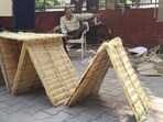 A vendor awaits customer in Sector 22, Chandigarh. (Keshav Singh/HT)