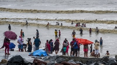 দিঘায় যে ১০ টাকা নেওয়া হয় চাঁদা, সেটা বন্ধের ঘোষণা করলেন শুভেন্দু অধিকারী। (ছবিটি প্রতীকী, সৌজন্যে পিটিআই) দিঘায় যে ১০ টাকা নেওয়া হয় চাঁদা, সেটা বন্ধের ঘোষণা করলেন শুভেন্দু অধিকারী। (ছবিটি প্রতীকী, সৌজন্যে পিটিআই)