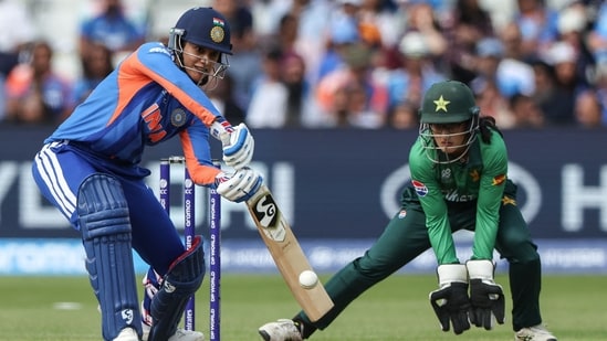 Smriti Mandhana smacked 68 runs off 44 balls.(AFP)