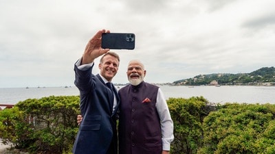 প্রধানমন্ত্রী নরেন্দ্র মোদী ও ফ্রান্সের প্রেসিডেন্ট ইমানুয়েল ম্যাক্রোঁ (@Elysee X) প্রধানমন্ত্রী নরেন্দ্র মোদী ও ফ্রান্সের প্রেসিডেন্ট ইমানুয়েল ম্যাক্রোঁ (@Elysee X)