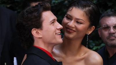 The beloved couple, both on-screen and off-screen, coordinated effortlessly in matching black ensembles as they arrived hand-in-hand at the event. Photographers captured several affectionate moments between the pair – who are rumoured to have already tied the knot – as they exchanged warm smiles and shared lingering glances. (AFP)
