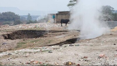 The cracks, which began appearing on Saturday, widened at several locations, raising concern among residents. Two houses developed big cracks in walls and floors, rendering them unsafe for habitation. (HT representative)