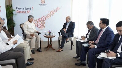 సింగపూర్ పర్యటనలో చంద్రబాబు సింగపూర్ పర్యటనలో చంద్రబాబు