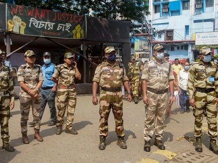সোমবার সকালে সাত সদস্যের একটি বিশেষ প্রতিনিধি দল আরজি কর মেডিক্যাল কলেজ ও হাসপাতালে পৌঁছে তদন্তের অগ্রগতি পর্যালোচনা শুরু করে।