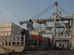 26th March'2008. Nawahar Lal Port Trust Shoot JNPT. Bhoto by Ashesh Shah (Hindustan Times Media)