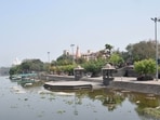 A large number of fish were found dead in the river near Dehu on Saturday, June 14, raising concerns among local residents and environmental activists over the deteriorating water quality of the Indrayani river, and the growing environmental pressures on the river ecosystem. (Hindustan Times)