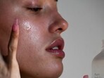 Here's how to know whether you're dealing with dryness or dehydration.