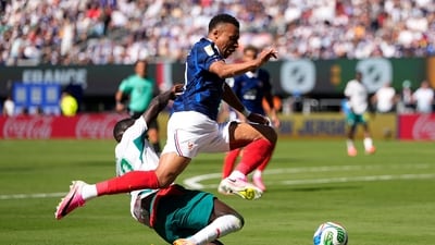 Kylian Mbappe was tackled inside the box by Sadio Mane, but it was not given as a penalty after a VAR check. (AP Photo/Frank Franklin II) Kylian Mbappe was tackled inside the box by Sadio Mane, but it was not given as a penalty after a VAR check. (AP Photo/Frank Franklin II)
