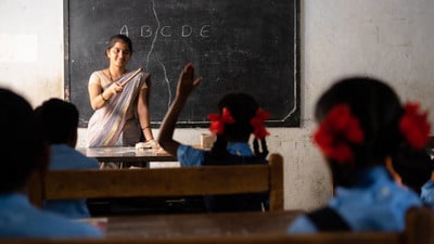 ఏపీ కేజీబీవీ నోటిఫికేషన్లో మార్పులు ఏపీ కేజీబీవీ నోటిఫికేషన్లో మార్పులు