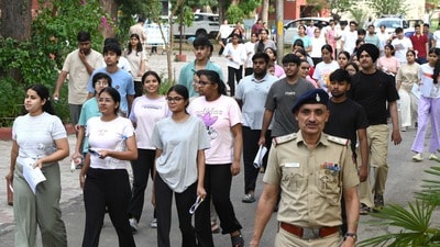 నీట్-యూజీ 2026 (NEET-UG 2026) రీ-ఎగ్జామ్: జూన్ 22 వరకు టెలిగ్రామ్పై ఆంక్షలు నీట్-యూజీ 2026 (NEET-UG 2026) రీ-ఎగ్జామ్: జూన్ 22 వరకు టెలిగ్రామ్పై ఆంక్షలు
