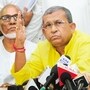 সোমবার খড়গপুরে এক কর্মসূচিতে যোগ দিয়ে মানস ভুঁইয়াকে ‘দাদার মতো’ বলে উল্লেখ করেন দিলীপ।