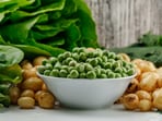 Sonia Narang's video discusses affordable, high-protein foods available in everyday kitchens, such as peas. (Freepik)