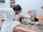 అభిమాని ఇంటికి పవన్ కళ్యాణ్