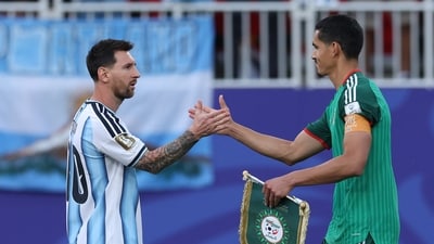 Aissa Mandi hailed Lionel Messi after Argentina's win. (Getty Images via AFP) Aissa Mandi hailed Lionel Messi after Argentina's win. (Getty Images via AFP)