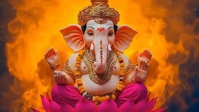 గణపతికి ప్రీతిపాత్రమైన ఈ 16 నామాలను పఠించి, ఈ పుష్పాలు సమర్పించండి.. ఎలాంటి విఘ్నాలు ఉండవు! (pinterest)