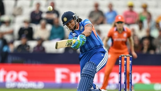 India lost a few wickets towards the end, but Richa Ghosh played birlliant cameo, taking India to 209/5 at the end of the 20 overs.&nbsp;(AFP)