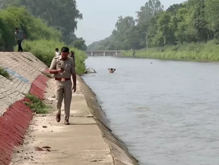 The child was thrown into a canal. (HT)