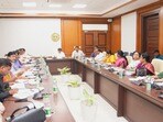ఉన్నతస్థాయి సమీక్ష - పాల్గొన్న మంత్రి పొన్నం, అధికారులు