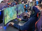 These curved monitors will expand your field of view and make your gameplay immersive and smoother.