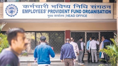 పీఎఫ్ బ్యాలెన్స్ చెక్ చేసుకోవాలా? (Mint / File Photo) పీఎఫ్ బ్యాలెన్స్ చెక్ చేసుకోవాలా? (Mint / File Photo)