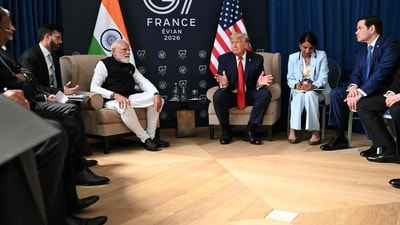 প্রধানমন্ত্রী নরেন্দ্র মোদী এবং মার্কিন প্রেসিডেন্ট ডোনাল্ড ট্রাম্প প্রধানমন্ত্রী নরেন্দ্র মোদী এবং মার্কিন প্রেসিডেন্ট ডোনাল্ড ট্রাম্প
