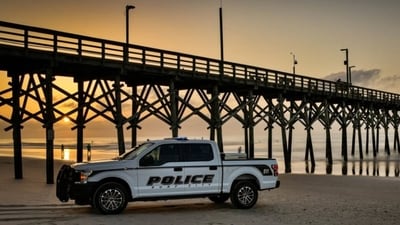 Surf City Police Department confirmed they were responding to a 'critical' situation at the Surf City Pier, amid reports of a bomb threat being made. (Facebook/Surf City Police Department) Surf City Police Department confirmed they were responding to a 'critical' situation at the Surf City Pier, amid reports of a bomb threat being made. (Facebook/Surf City Police Department)