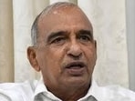 The INLD leader demanded a reduction in the “large number of advisors and officials” in the BJP government in Haryana “availing themselves of government perks and facilities”. (HT File)