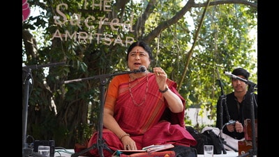 Classical vocalist Kalapini Komkali (Courtesy The Sacred Amritsar Festival) Classical vocalist Kalapini Komkali (Courtesy The Sacred Amritsar Festival)