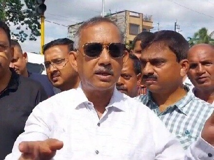 পদত্যাগ করছেন শিলিগুড়ির মেয়র গৌতম দেব।