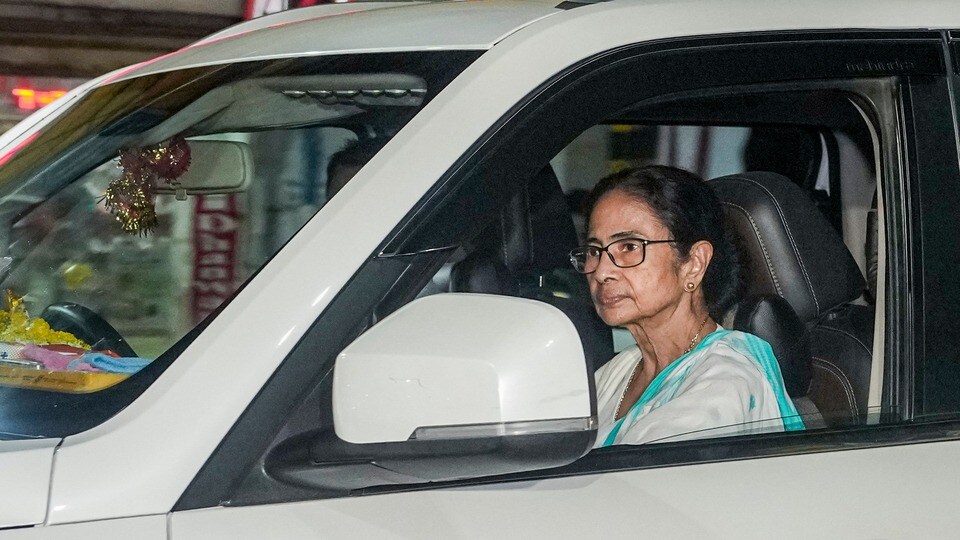 মমতা বন্দ্যোপাধ্যায়রা ফের ধাক্কা খেলেন। (ফাইল ছবি, সৌজন্যে পিটিআই)