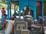 Residents had packed their belongings on Saturday. (Vipin Kumar/HT Photo)