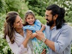 క్లిన్ కారా ఫేస్ రివీల్.. సోషల్ మీడియాలో రచ్చ చేస్తున్న ఫొటో(instagram)