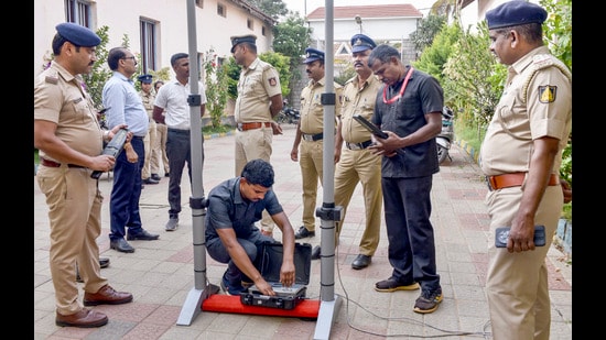 Police and security personnel make arrangements ahead of the NEET-UG re-examination. (PTI (Representative Photo))