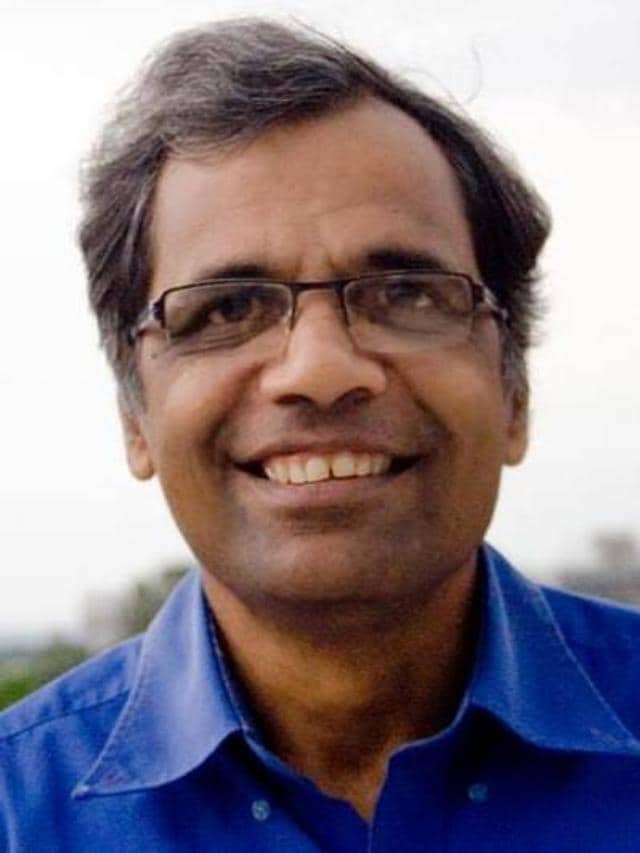 Author Udayan Vajpeyi (Courtesy The Raza Foundation) Author Udayan Vajpeyi (Courtesy The Raza Foundation)