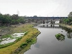 The Gomti near Pipraghat in Lucknow. (Deepak Gupta/HT)
