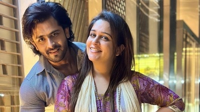 లివర్ క్యాన్సర్తో సీరియల్ హీరోయిన్ పోరాటం- చికిత్సలతో నరకం- భర్త పుట్టినరోజున దీపికా ఎమోషనల్ నోట్- జేబు ఖాళీగా ఉందంటూ! లివర్ క్యాన్సర్తో సీరియల్ హీరోయిన్ పోరాటం- చికిత్సలతో నరకం- భర్త పుట్టినరోజున దీపికా ఎమోషనల్ నోట్- జేబు ఖాళీగా ఉందంటూ!