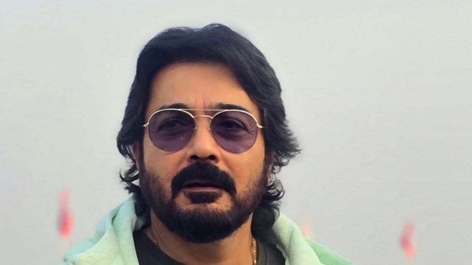 পিতৃদিবসে বাবাকে শ্রদ্ধা জানালেন প্রসেনজিৎ