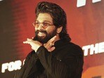 సంధ్య థియేటర్ తొక్కిసలాట కేసులో కోర్టుకు రాని అల్లు అర్జున్..ఇప్పుడు ఏం జరుగుతుంది?(x/alluarjun)