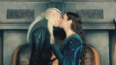 House of the Dragon S3: Taking Incest'i Bir Sonraki Seviyeye Taşıyan Aemond Targaryen annesi Alicent'i öptüğünde internet dehşete düştü