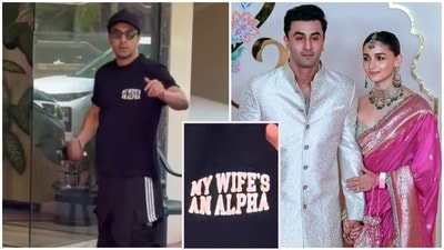 আলিয়া-র ‘আলফা’-র টি-শার্ট গায়ে চাপালেন রণবীর। আলিয়া-র ‘আলফা’-র টি-শার্ট গায়ে চাপালেন রণবীর।
