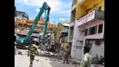 This year, the Palkhi will begin on July 7, and Sant Dnyaneshwar Maharaj Palkhi will halt at the temple on July 9 and 10 in Pune. (MAHENDRA KOLHE/ HT) This year, the Palkhi will begin on July 7, and Sant Dnyaneshwar Maharaj Palkhi will halt at the temple on July 9 and 10 in Pune. (MAHENDRA KOLHE/ HT)