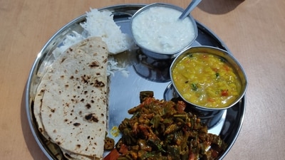 Roti vs rice: Which is better? (Pexel) Roti vs rice: Which is better? (Pexel)