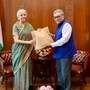 আজ দুপুর ১২টায় রাজ্যের অর্থমন্ত্রী ড. স্বপন দাশগুপ্ত বাজেট পেশ করবেন।