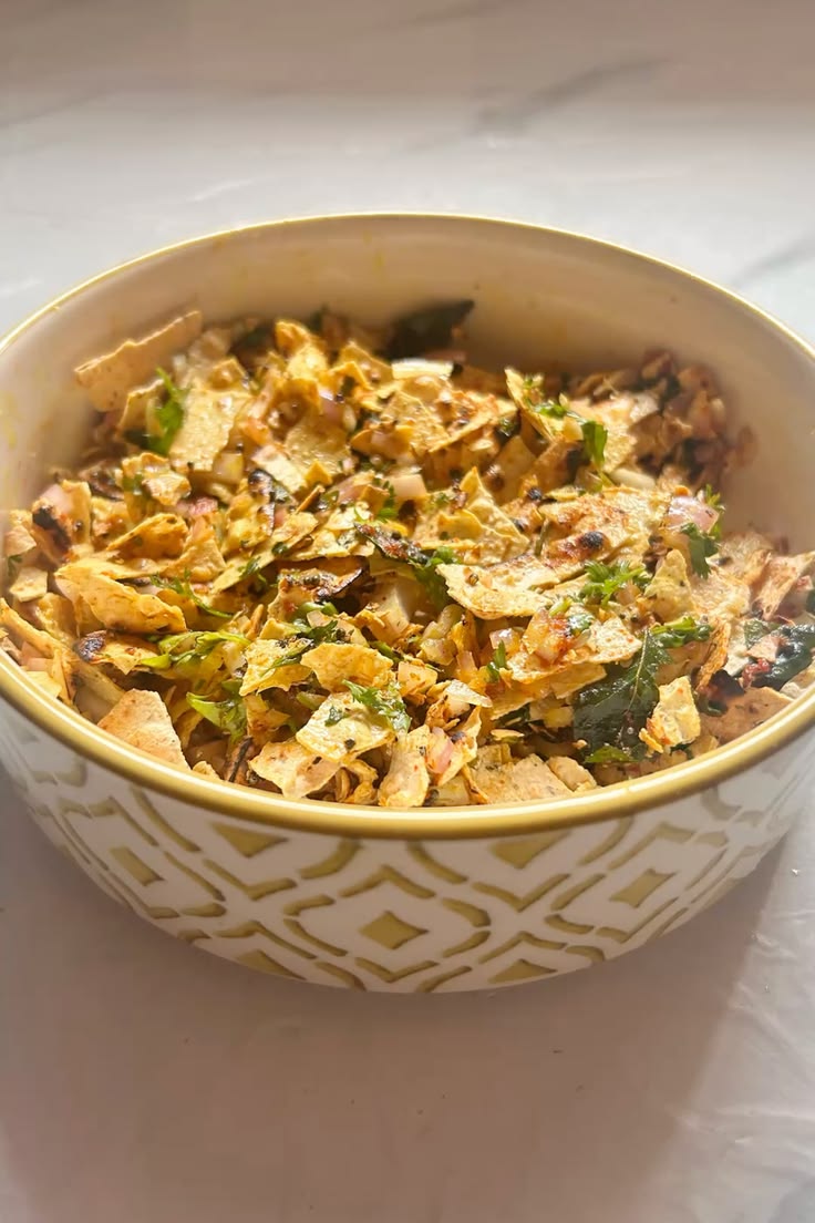 Sanjeev Kapoor's papad chutney recipe comes together in just a few minutes! (Pinterest) Sanjeev Kapoor's papad chutney recipe comes together in just a few minutes! (Pinterest)