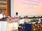 Bihar Urban Development & Housing Minister Nitish Mishra delivers lecture during the two-day workshop on Bihar Urban Transformation programme at Adhiveshan Bhawan in Patna on Tuesday. (Santosh Kumar/HT)