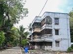 Mumbai, India. June 22, 2026 - BMC has posted notices on approximately 1,600 trees scheduled for cutting and replanting as part of the Dharavi redevelopment project at Mahim Railway Colony. Mumbai, India. June 22, 2026. (Photo by Raju Shinde/HT Photo) (Raju Shinde)
