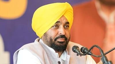 Following the FIR, the Opposition stepped up its attack on the AAP-led Punjab government, seeking chief minister Bhagwant Mann’s resignation. (HT) Following the FIR, the Opposition stepped up its attack on the AAP-led Punjab government, seeking chief minister Bhagwant Mann’s resignation. (HT)