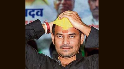 JJD chief Tej Pratap Yadav has lodged a complaint against his personal assistant at Sachivalaya police station. (HT photo) JJD chief Tej Pratap Yadav has lodged a complaint against his personal assistant at Sachivalaya police station. (HT photo)